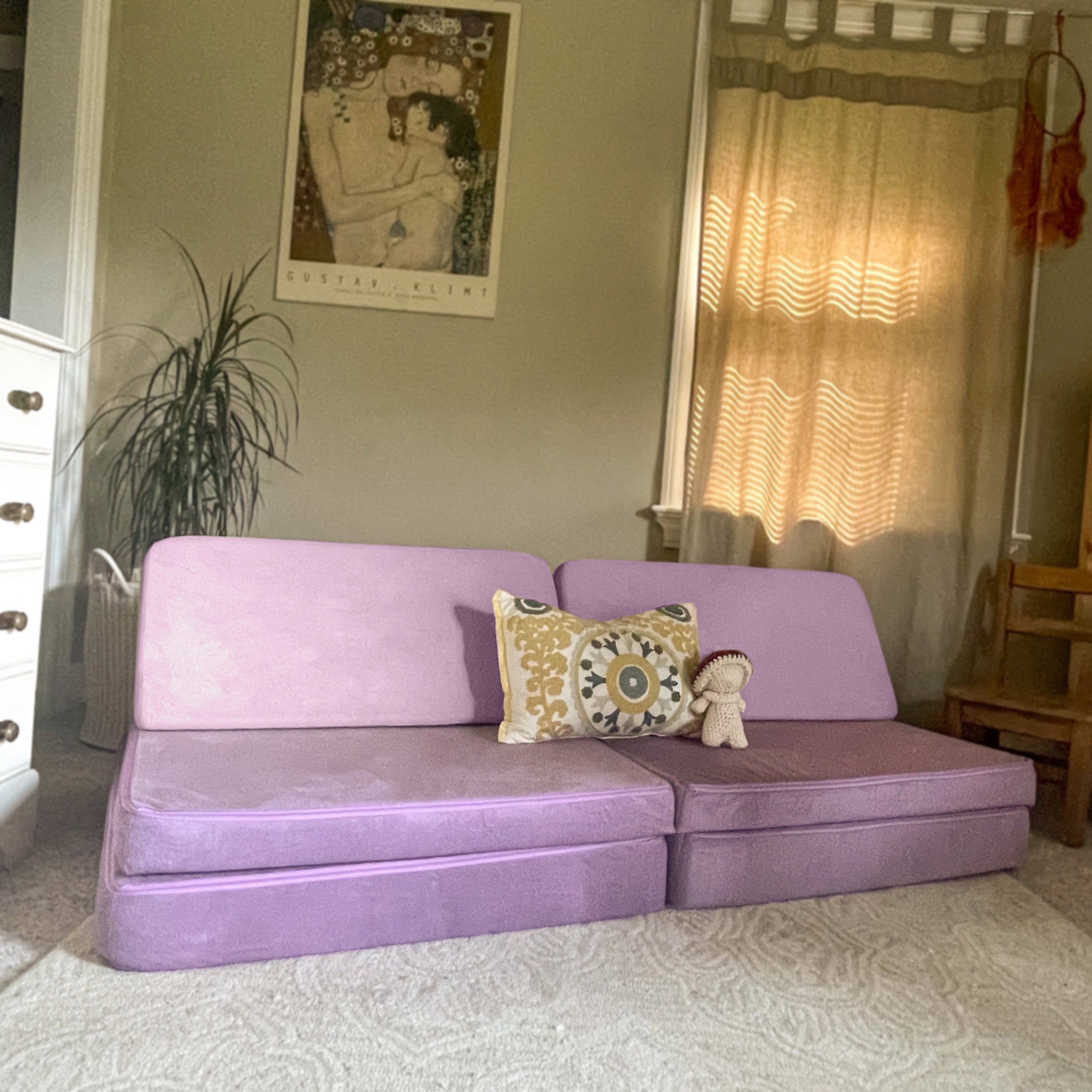 Snuggle Couch - Orchid